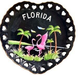 Vintage Florida Souvenir Plate Heart Shaped Flamingo Tropical Black Gold Rim 6"